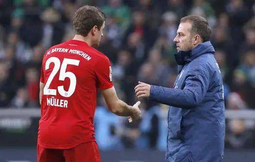  弗里克续约三年执掌拜仁教鞭  